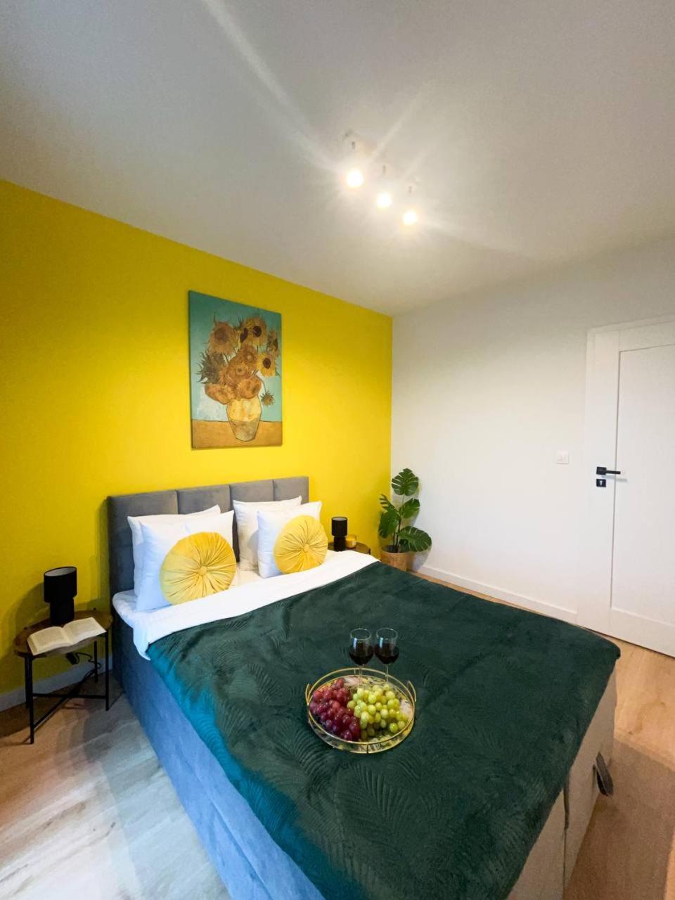 Lumina Luxury 3-Rooms Apartments With Parking Łódź Kültér fotó