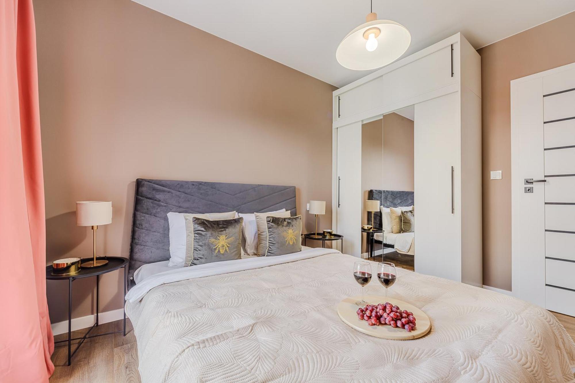 Lumina Luxury 3-Rooms Apartments With Parking Łódź Kültér fotó